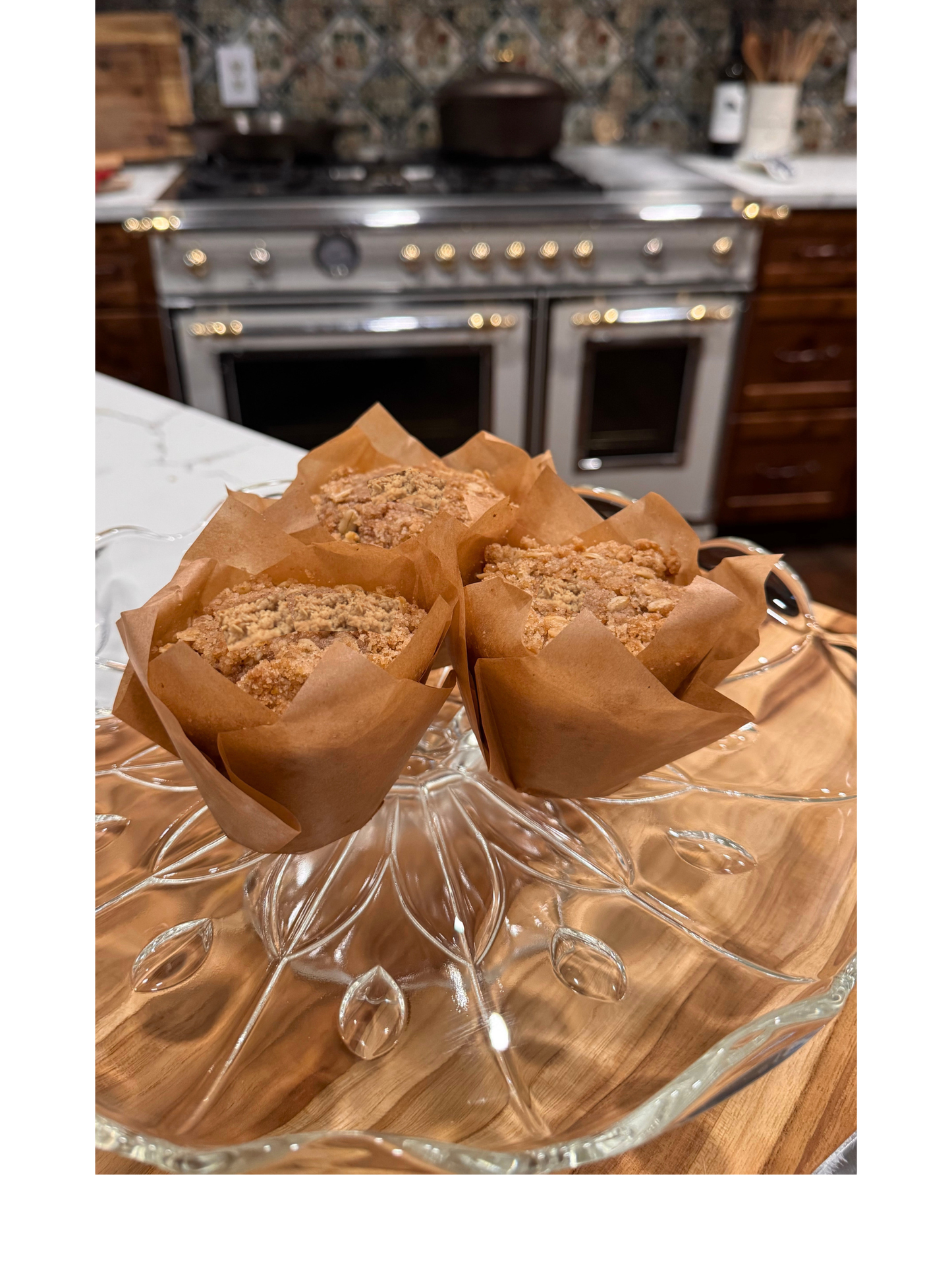 Baked Banana Muffin with Cinnamon Streusel